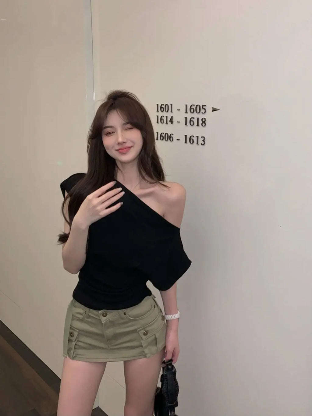 T-shirts Women Clothing Skew Collar Vintage Summer Aesthetic Sexy Off Shoulder Streetwear Elegant Minority Fashionable Pure 2023