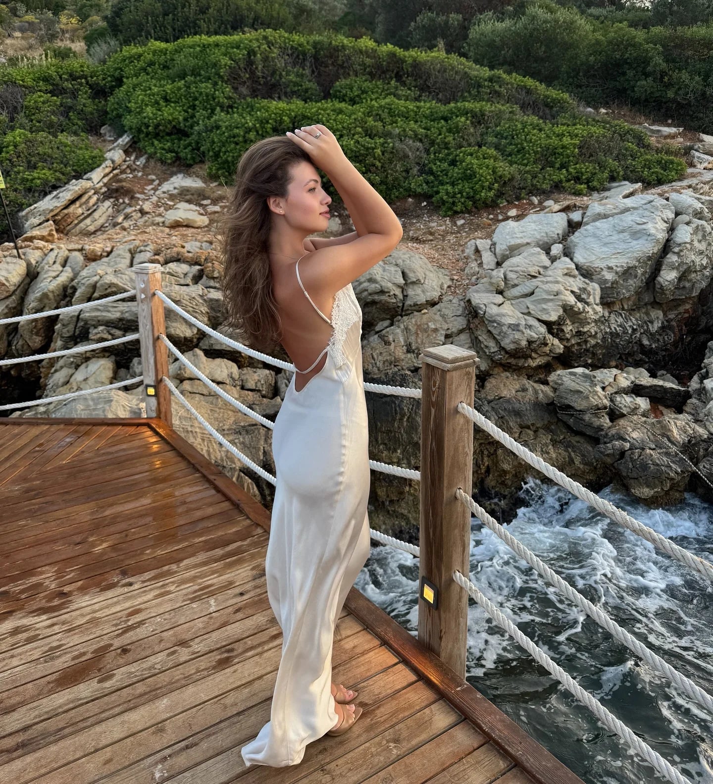 Chic Women Sexy V-neck Satin Sling Maxi Dress White Lace Patchwork Sleeveless Backless Slim Gowns Summer Evening Party Dresses