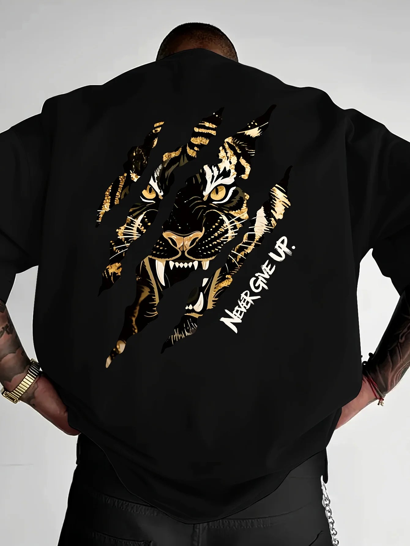 Tiger Claw Mark Never Give Up Print on Premium Soft 100% Cotton Mens T Shirt Perfect for Summer Streetwear and Bold Style