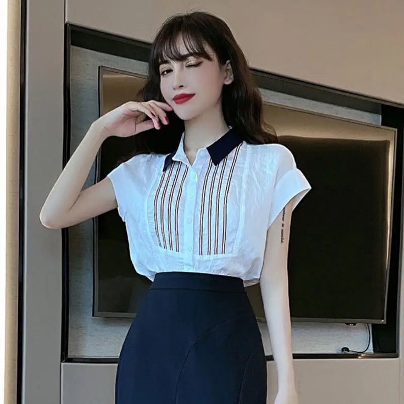 Chiffon Base Shirt for Women in Spring and Summer New Commuting Simple Short-sleeved Striped T-shirt Versatile Lined Thin Top