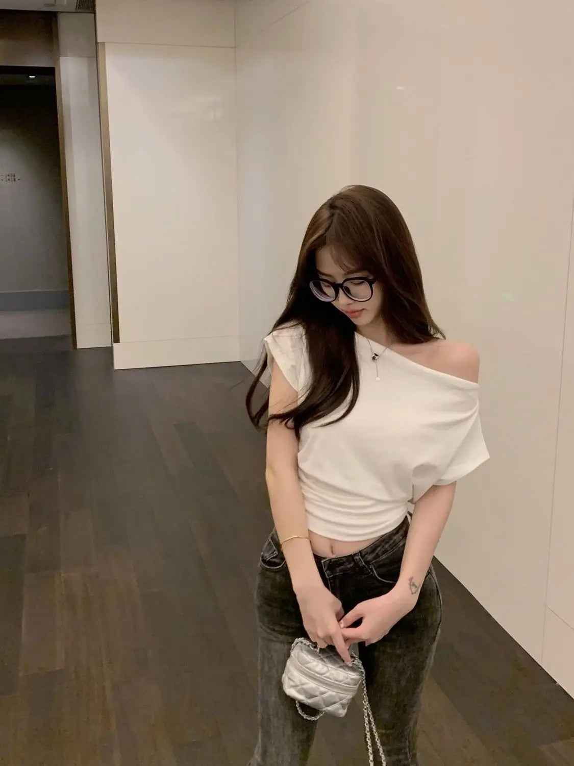 T-shirts Women Clothing Skew Collar Vintage Summer Aesthetic Sexy Off Shoulder Streetwear Elegant Minority Fashionable Pure 2023
