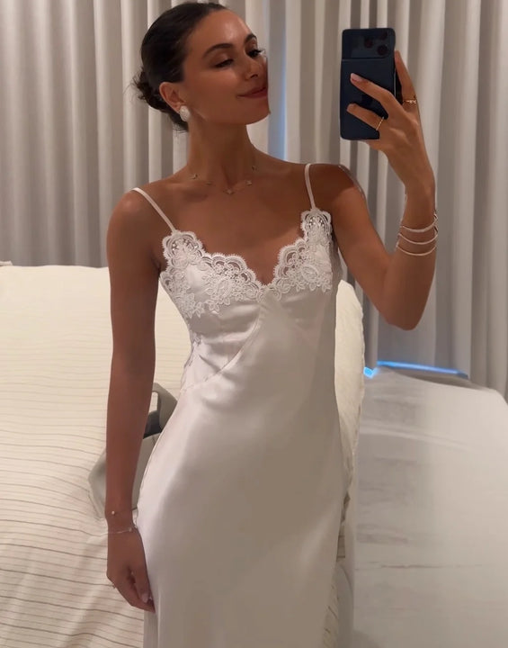 Chic Women Sexy V-neck Satin Sling Maxi Dress White Lace Patchwork Sleeveless Backless Slim Gowns Summer Evening Party Dresses