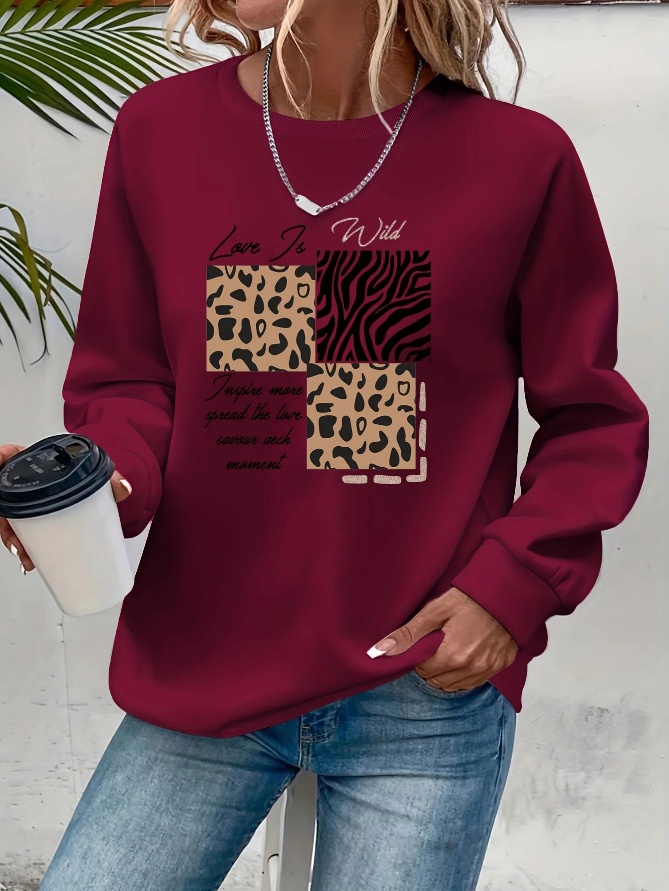 Women's autumn and winter casual loose and comfortable warm cat pattern printed round neck long sleeved pullover